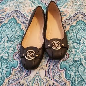 NWOT LIZ CLAIBORNE BLACK FLATS💖